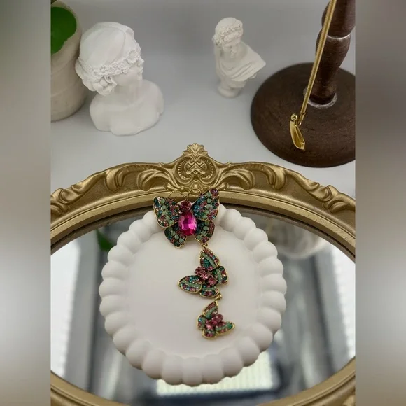 Multicolor Butterfly Brooch & Pendant ✨ - Picture 8 of 10